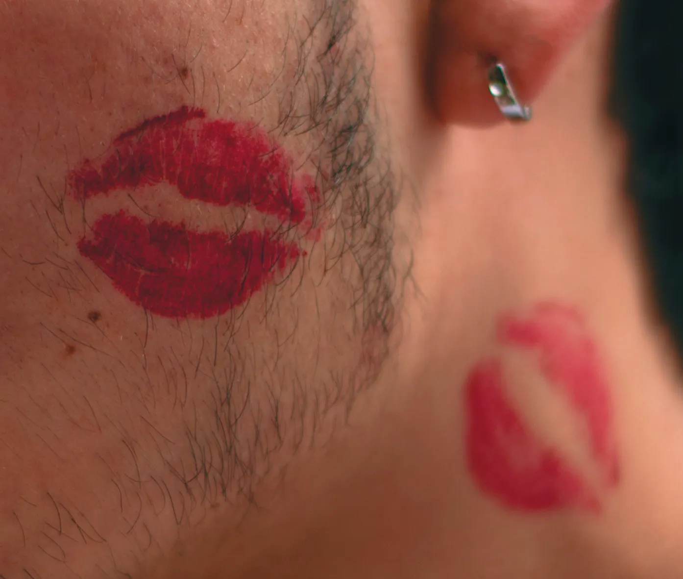Retrato editorial de la serie Beso a Beso